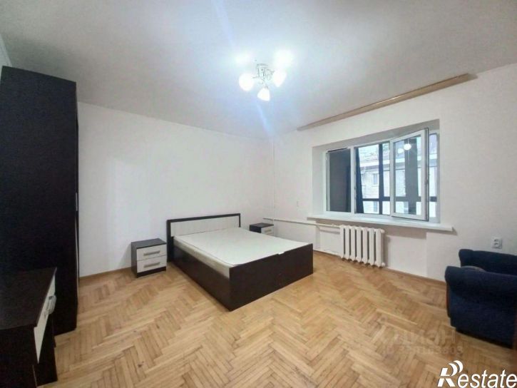 2-комн квартира улица Орджоникидзе, 5,  д. 5