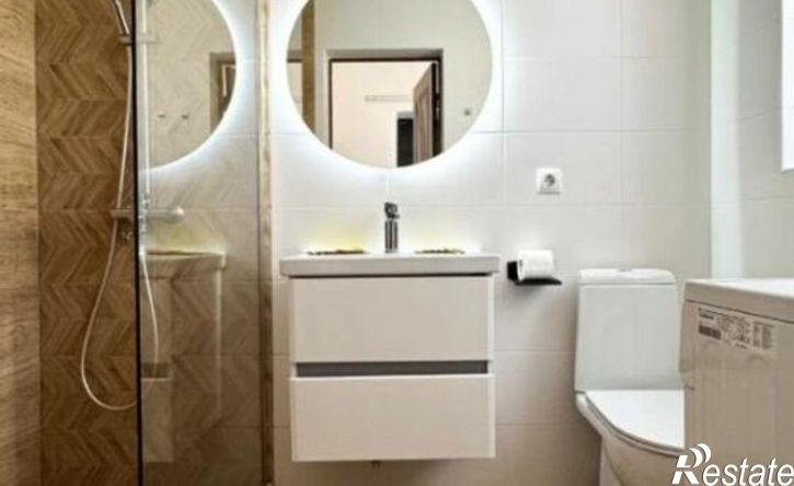 2-комн квартира проспект Кирова, 53,  д. 53