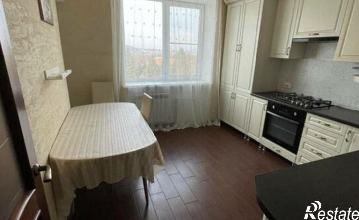 3-комн квартира проспект Калинина, 92,  д. 92