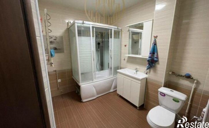3-комн квартира проспект Калинина, 92,  д. 92