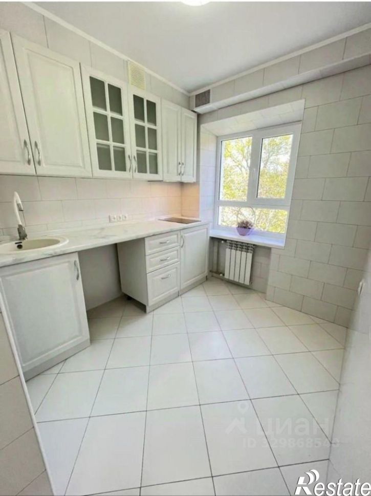 1-комн квартира улица Юлиуса Фучика, 8 к3,  д. 8 к3