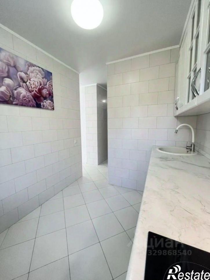 1-комн квартира улица Юлиуса Фучика, 8 к3,  д. 8 к3
