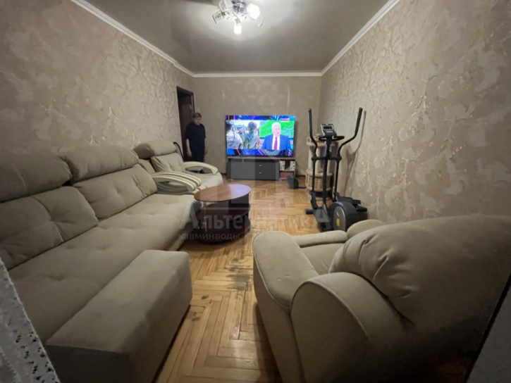 2-комн квартира Новороссийская ул.