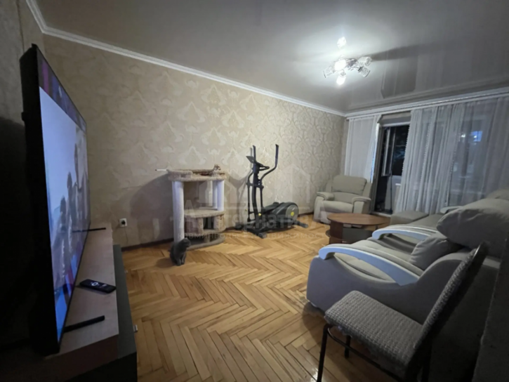 2-комн квартира Новороссийская ул.