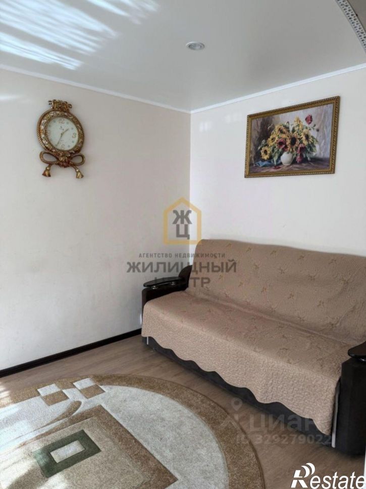 2-комн квартира улица Юлиуса Фучика, 8 к1,  д. 8 к1