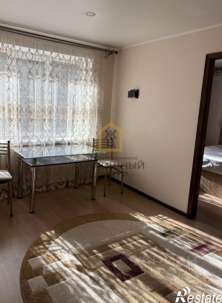 2-комн квартира улица Юлиуса Фучика, 8 к1,  д. 8 к1