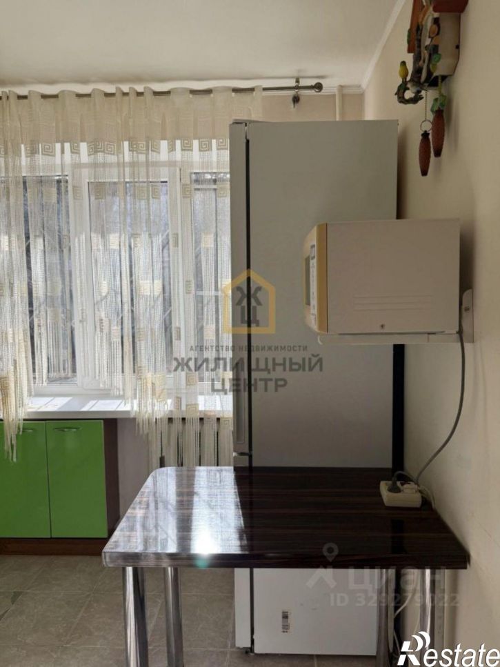 2-комн квартира улица Юлиуса Фучика, 8 к1,  д. 8 к1