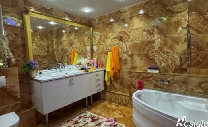 3-комн квартира ул Оранжерейная, 23,  д. 23