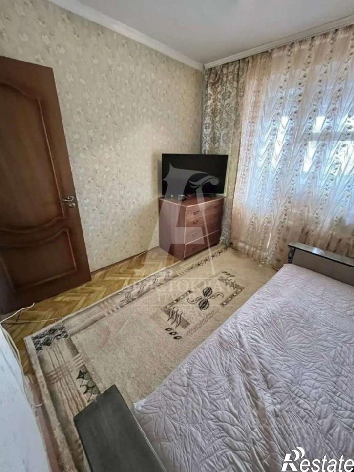 3-комн квартира улица Нежнова, 67 к1,  д. 67 к1