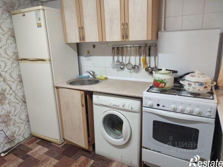2-комн квартира Теплосерная улица, 93,  д. 93