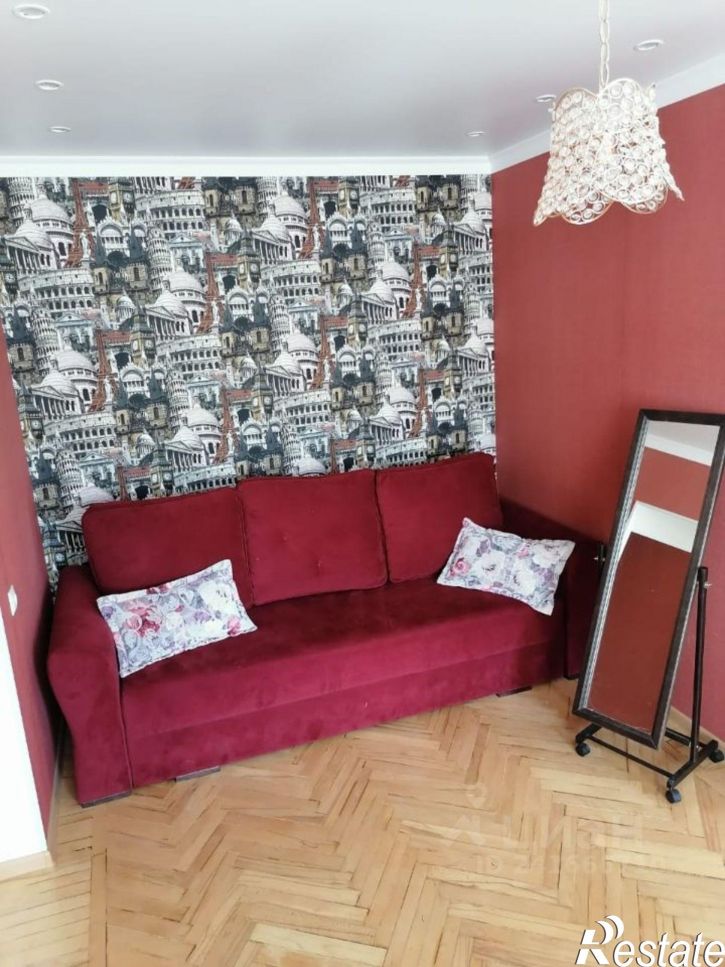 2-комн квартира ул Юлиуса Фучика, 8 1,  д. 8 1,  к. 1