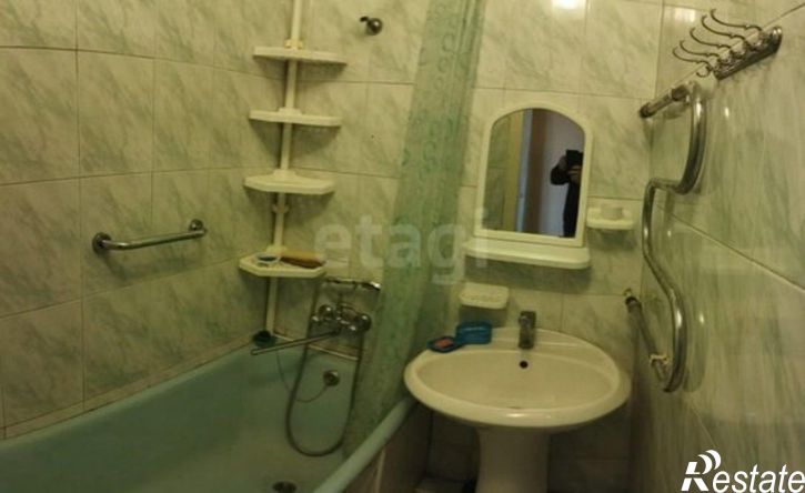 3-комн квартира ул Аллея Строителей, 8,  д. 8