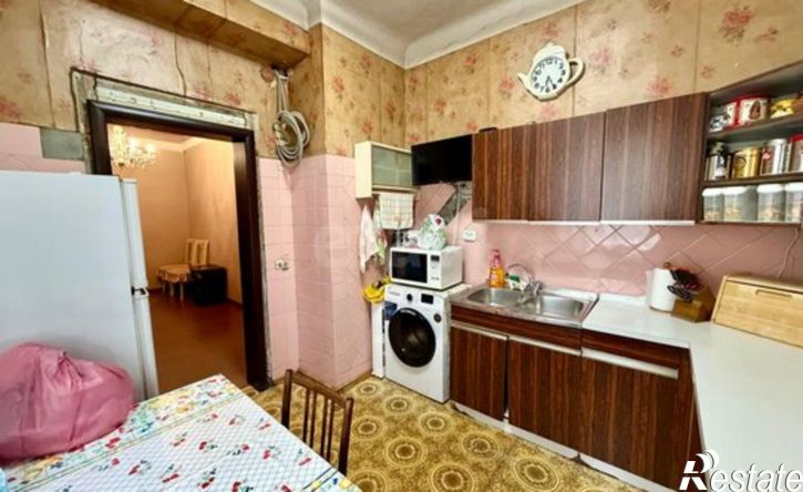 4-комн квартира пр-кт 40 лет Октября, 60,  д. 60
