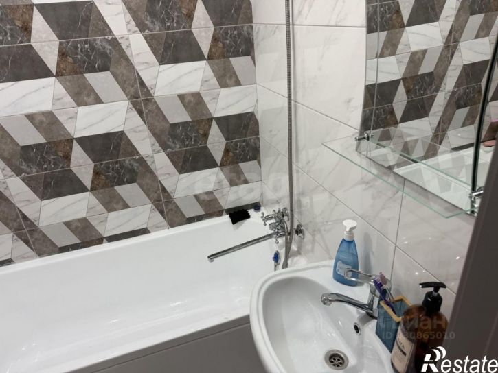 1-комн квартира ул Адмиральского, 35б,  д. 35б