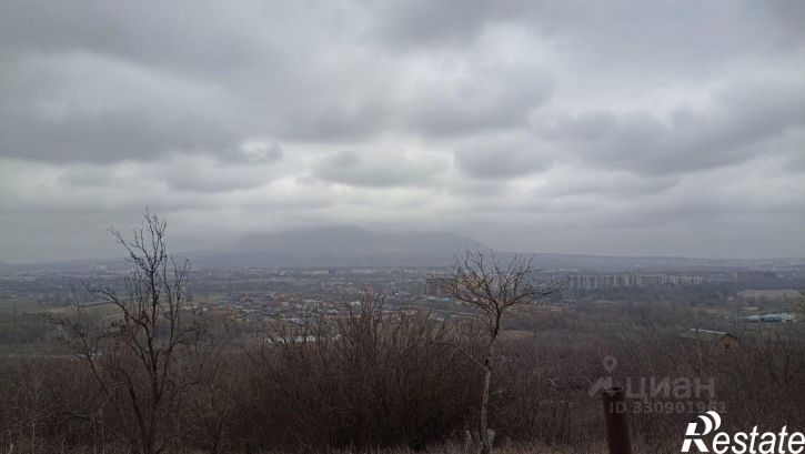 Земельный участок