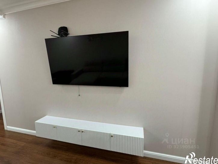 3-комн квартира улица Бунимовича, 19 к2,  д. 19 к2
