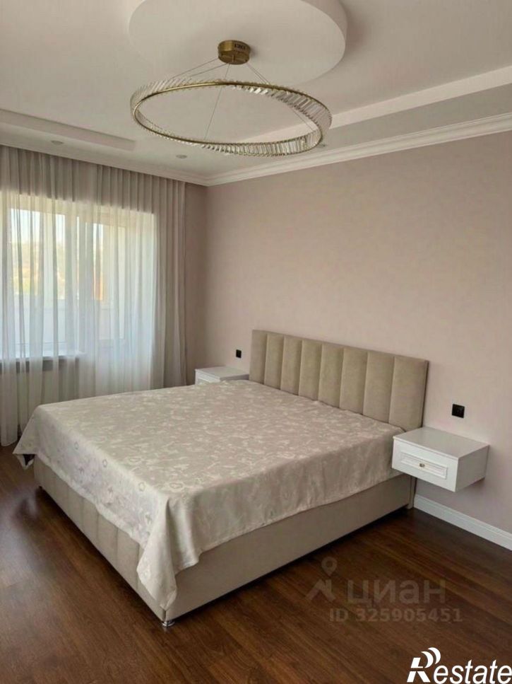 3-комн квартира улица Бунимовича, 19 к2,  д. 19 к2