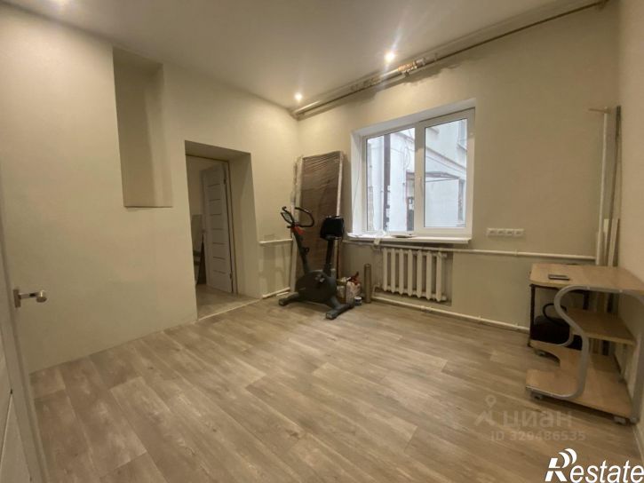3-комн квартира улица Матвеева, 119 к1,  д. 119 к1