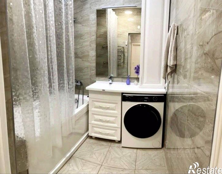 2-комн квартира улица Адмиральского, 1А,  д. 1А