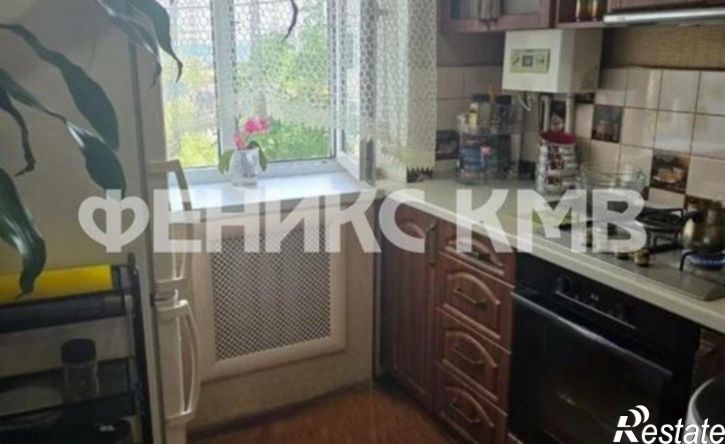 2-комн квартира пр-кт 40 лет Октября, 25,  д. 25