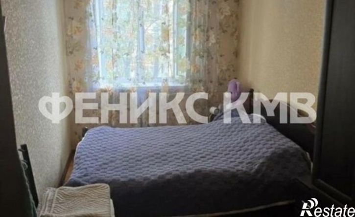 2-комн квартира пр-кт 40 лет Октября, 25,  д. 25