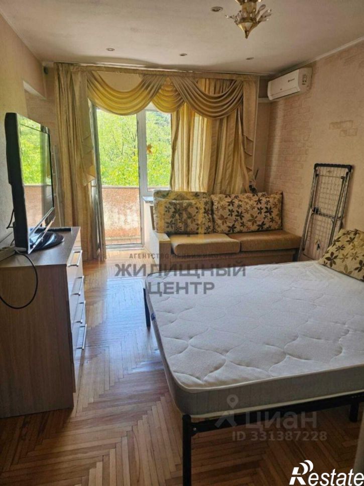 2-комн квартира ул Юлиуса Фучика, 4 1,  д. 4 1,  к. 1