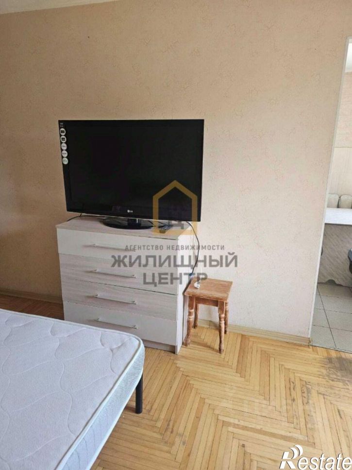 2-комн квартира ул Юлиуса Фучика, 4 1,  д. 4 1,  к. 1