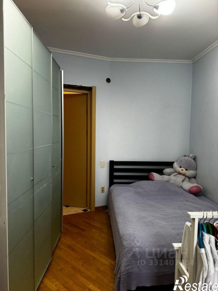 3-комн квартира ул 295 Стрелковой Дивизии, 18,  д. 18