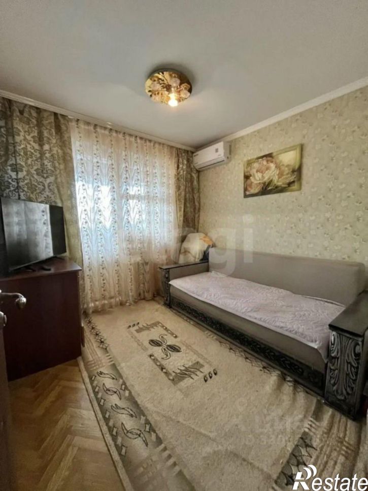 3-комн квартира ул Нежнова, 33,  д. 33