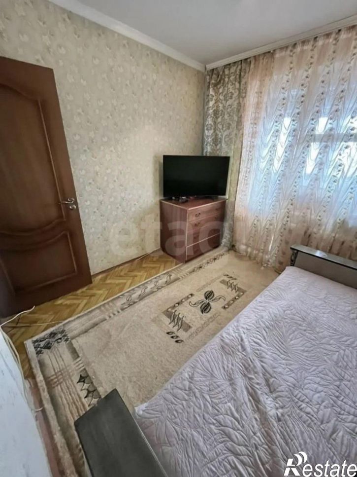 3-комн квартира ул Нежнова, 33,  д. 33
