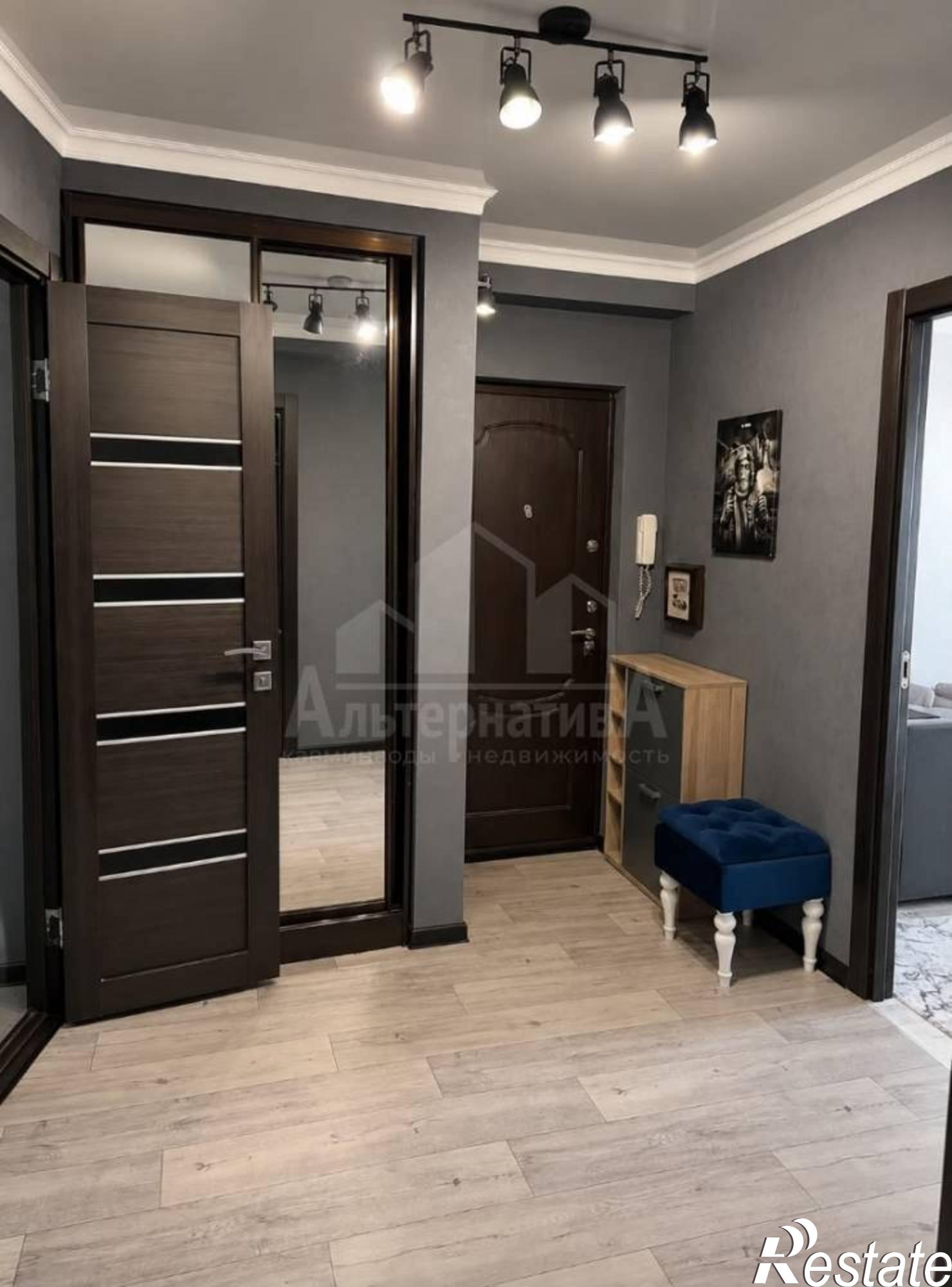 Купить квартиру за 6 600 000 рублей на Адмиральского ул.