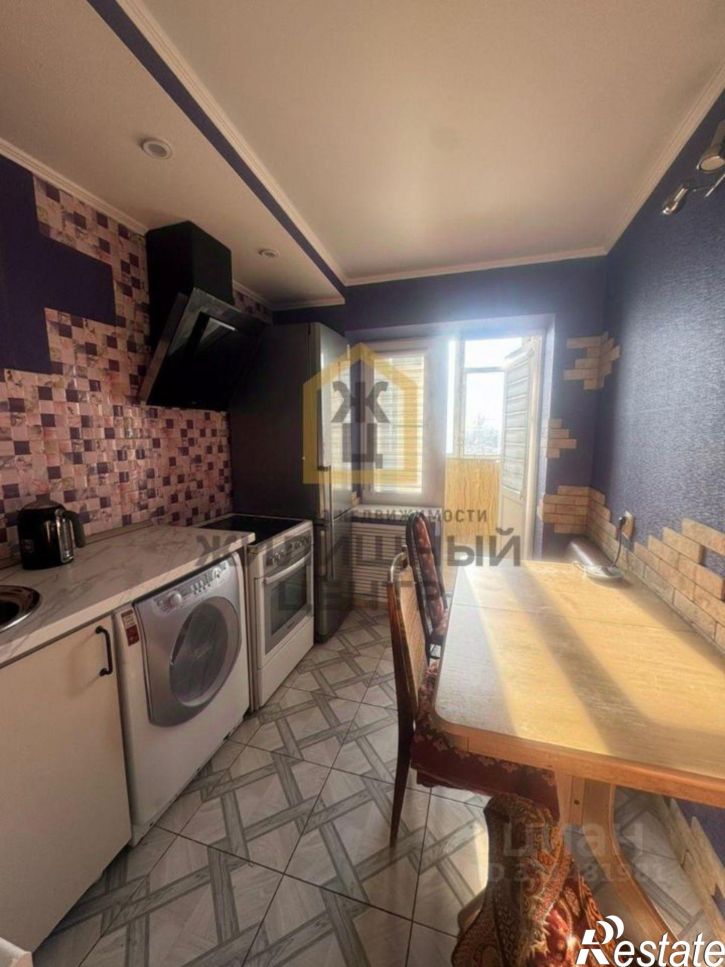 3-комн квартира ул Адмиральского, 35/2,  д. 35/2