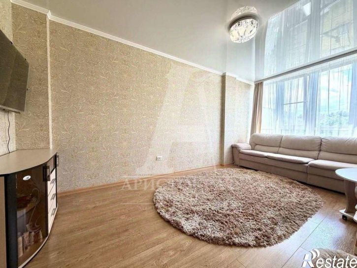2-комн квартира улица Нежнова, 52 к1,  д. 52 к1