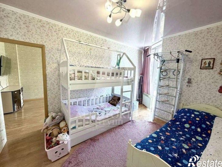 2-комн квартира улица Нежнова, 52 к1,  д. 52 к1