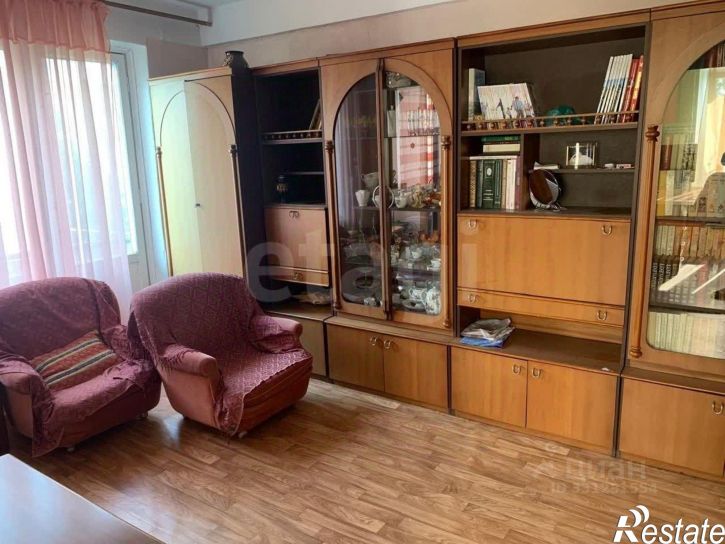 3-комн квартира пр-кт Калинина, 108,  д. 108