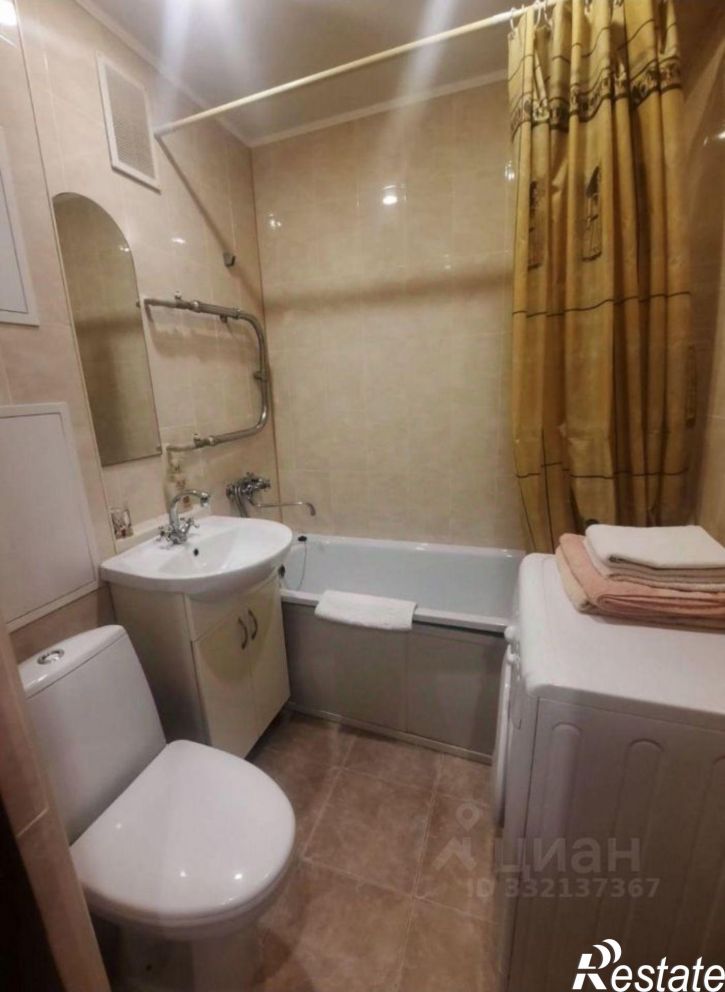 2-комн квартира ул Юлиуса Фучика, 8 1,  д. 8 1,  к. 1