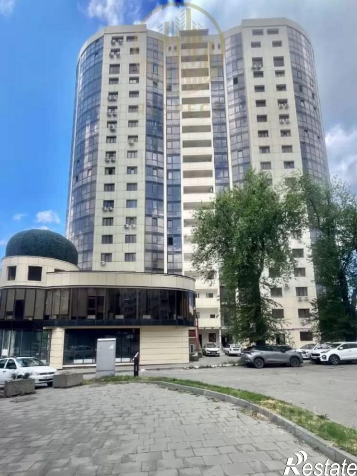 3-комн квартира ул 295 Стрелковой Дивизии, 21,  д. 21