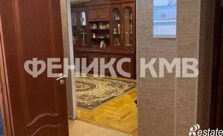 4-комн квартира ул Бутырина, 1,  д. 1
