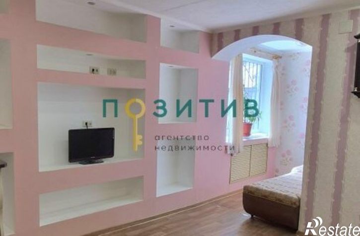 2-комн квартира пр-кт Кирова, 12а,  д. 12а