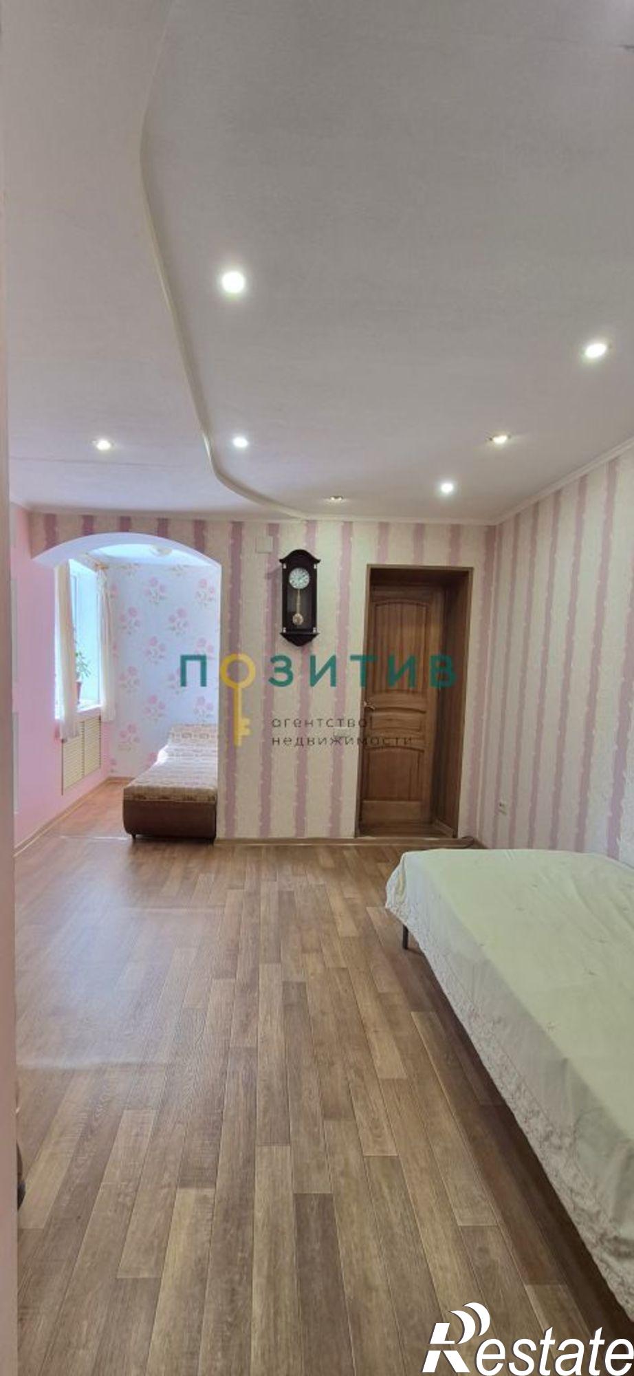 Купить квартиру за 10 500 000 рублей на Кирова пр-кт, 12Б