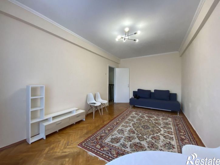 2-комн квартира ул Московская, 76 2,  д. 76 2,  к. 2