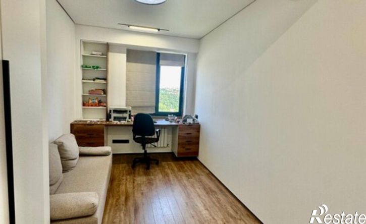 2-комн квартира ул Адмиральского, 1а,  д. 1а
