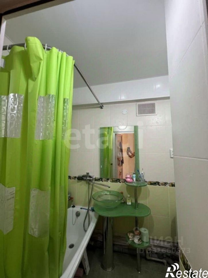 4-комн квартира пр-кт Калинина, 108,  д. 108