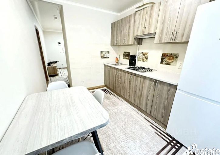 1-комн квартира пр-кт 40 лет Октября, 19,  д. 19