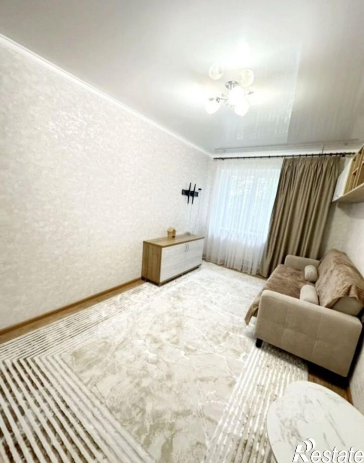 1-комн квартира пр-кт 40 лет Октября, 19,  д. 19