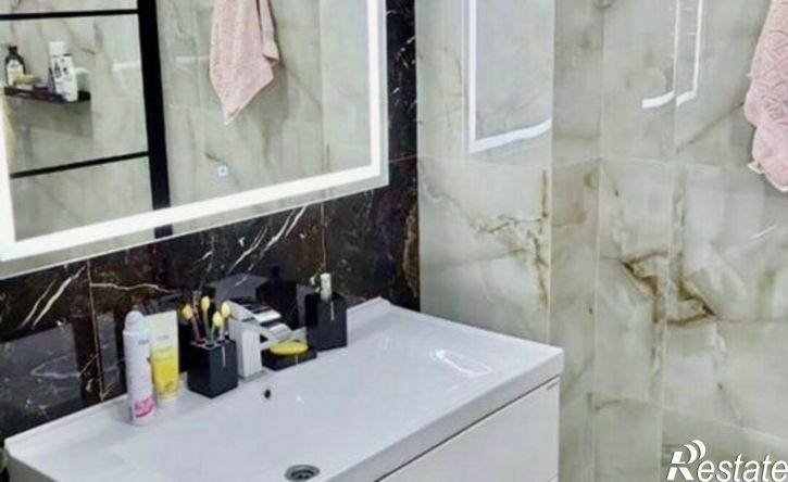 2-комн квартира ул Адмиральского, 1а,  д. 1а