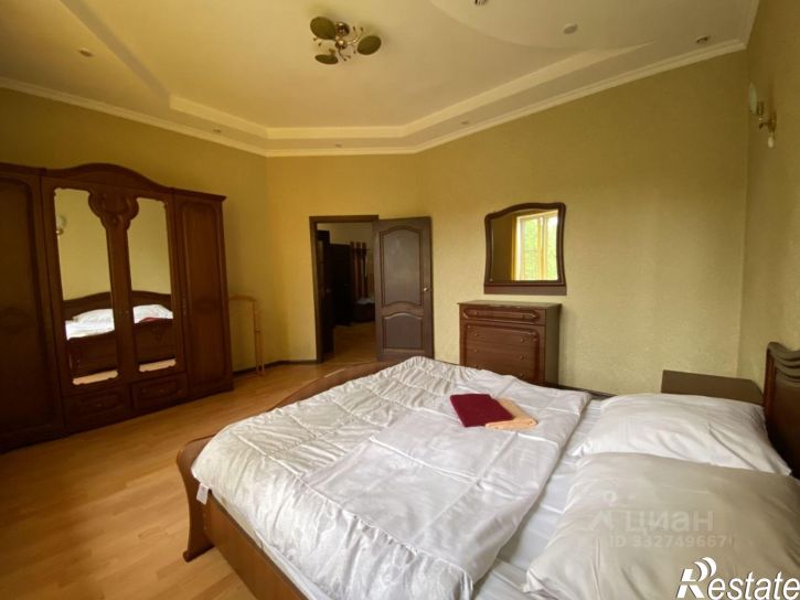 2-комн квартира ул Бунимовича, 82 а,  д. 82 а,  к. а