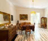 3-комн, 60кв м, этаж 2/2 пр-кт Кирова, 64