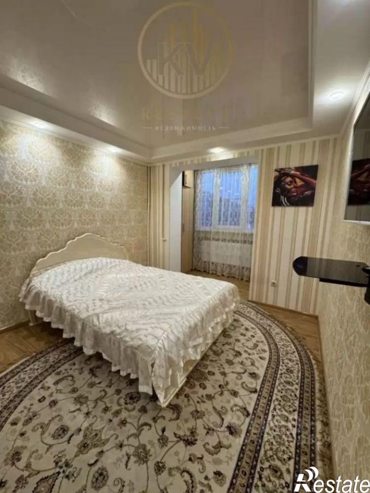 3-комн квартира ул Адмиральского, 35 1,  д. 35 1,  к. 1