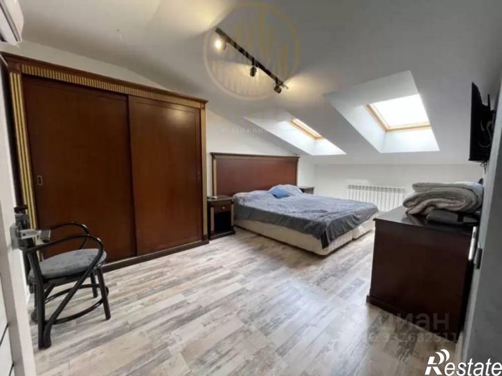 4-комн квартира ул Бунимовича, 19,  д. 19